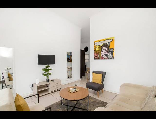 1 BEDROOM APARTMENT FOR SALE IN FOURWAYS